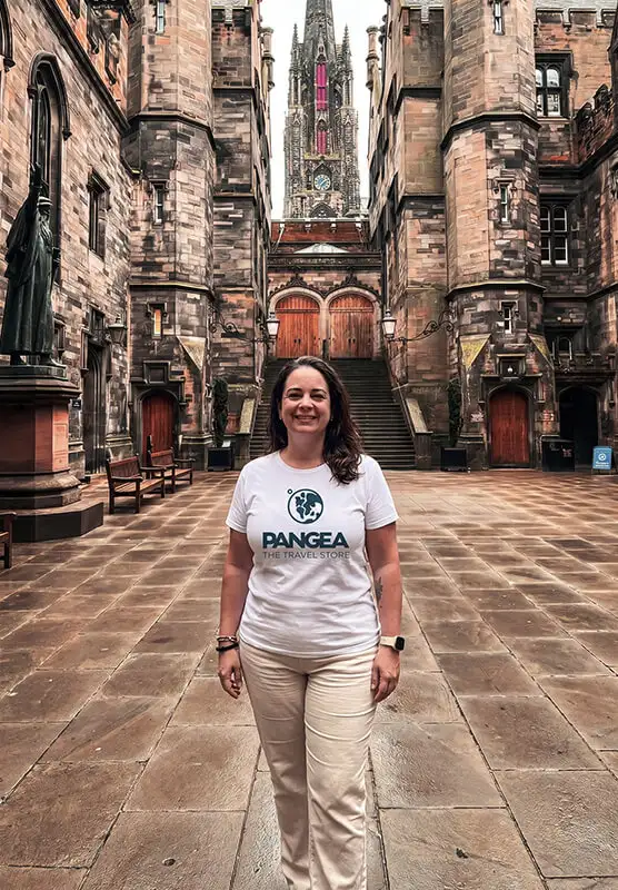 Elena ha estado en Escocia para contártelo todo